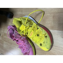 스펀지밥 카이리 농구화